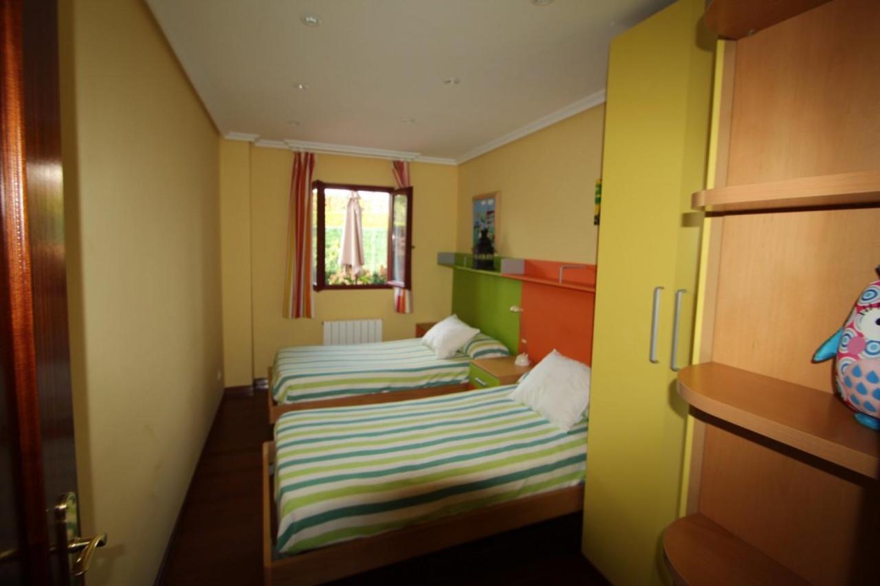Apartamento En Complejo Residencial Rovacias Комилас Екстериор снимка